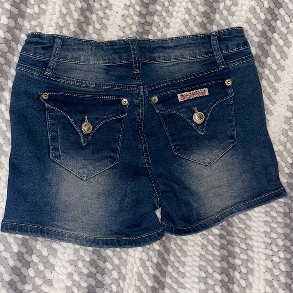 Girls Hudson Distressed Jean Shorts. Adjustable Waist. Size 16 Great Condition!! - Picture 6 of 9